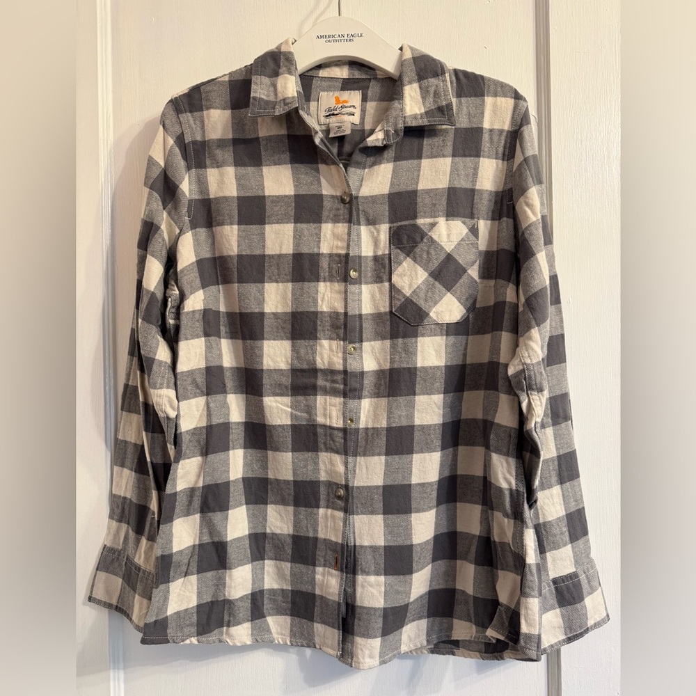 Grey Plaid Flannel in great condition